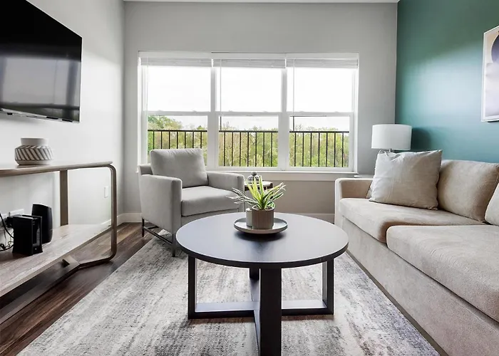 Landing - Whispering Heights Apartamento