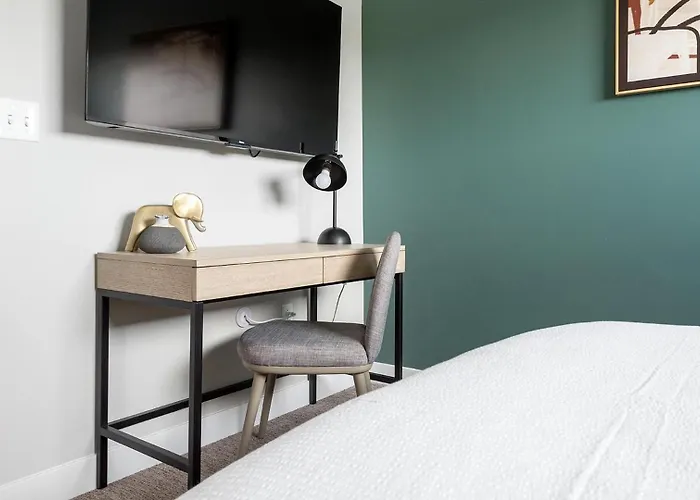 Landing - Whispering Heights Apartamento *